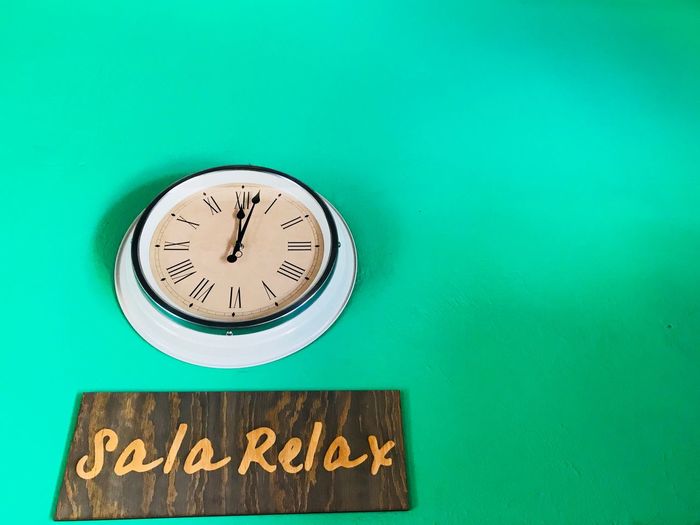 Green wall clock, relax room, decorative, 12pm