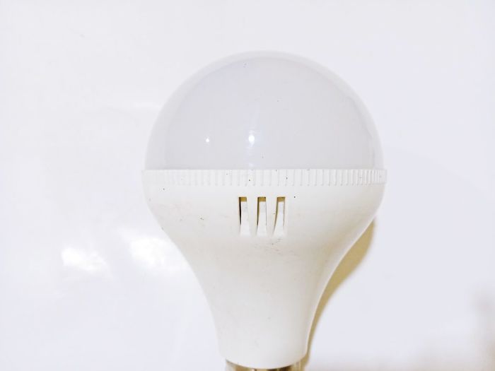 White round lights with white background