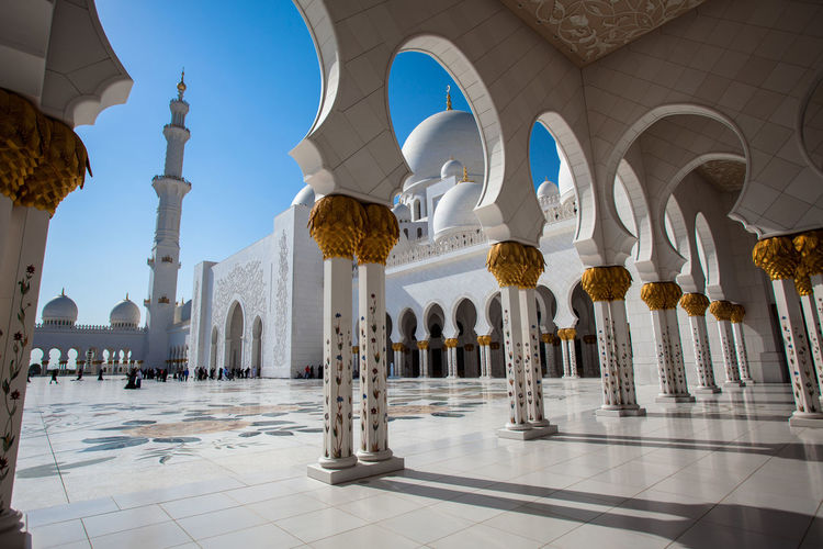 Minaret seen from archway at sheikh zayed mosque