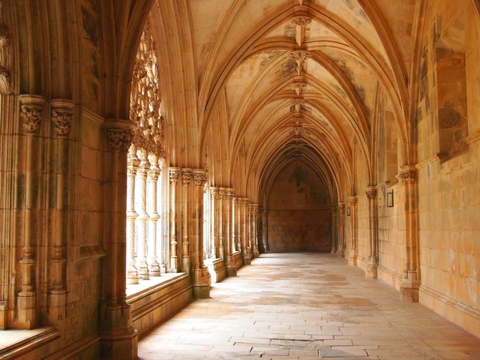 Corridor of batalha monastery