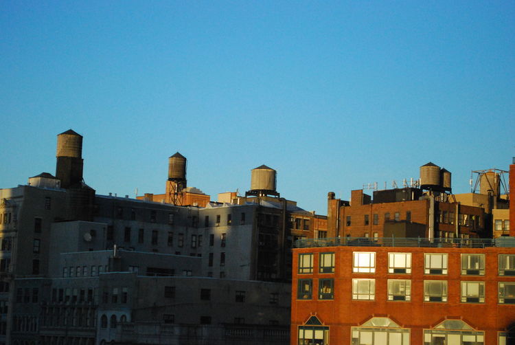 Water towers on top of new york buildings
