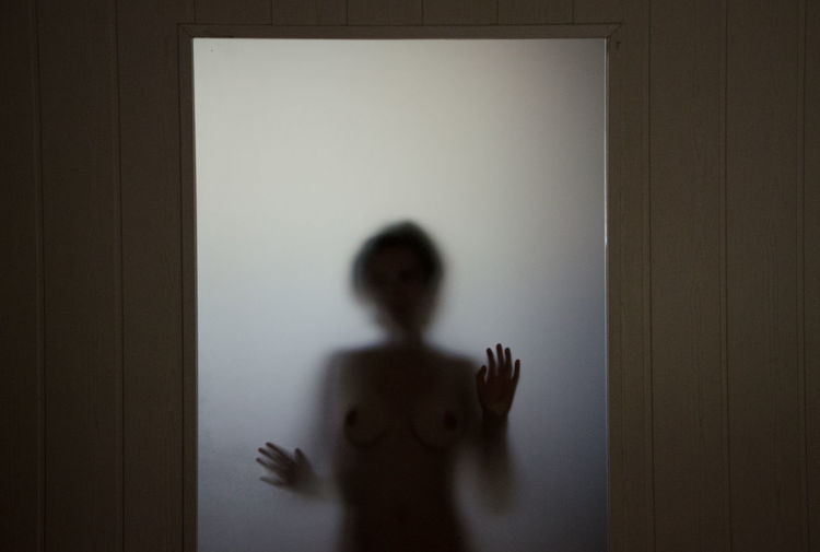 Artistic portrait of naked girl 
