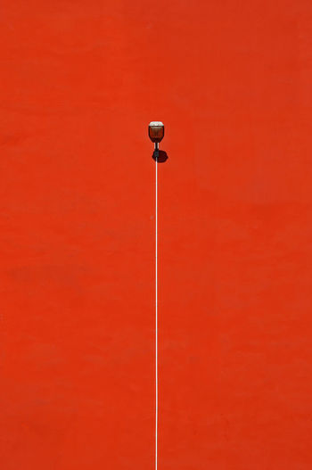 CLOSE UP VIEW OF RED LIGHT