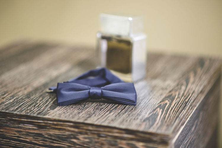 Men's wedding accessories