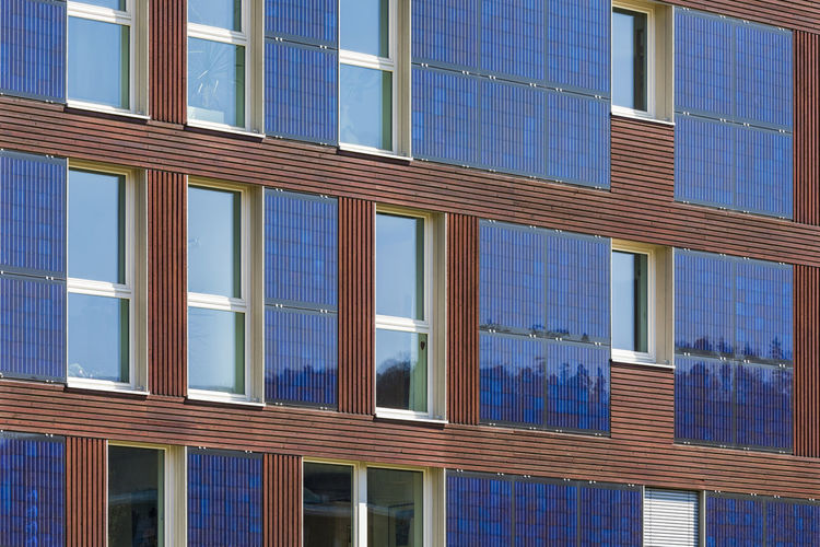 Germany, tuebingen, muehlenviertel, close-up of modern residential zero-energy house