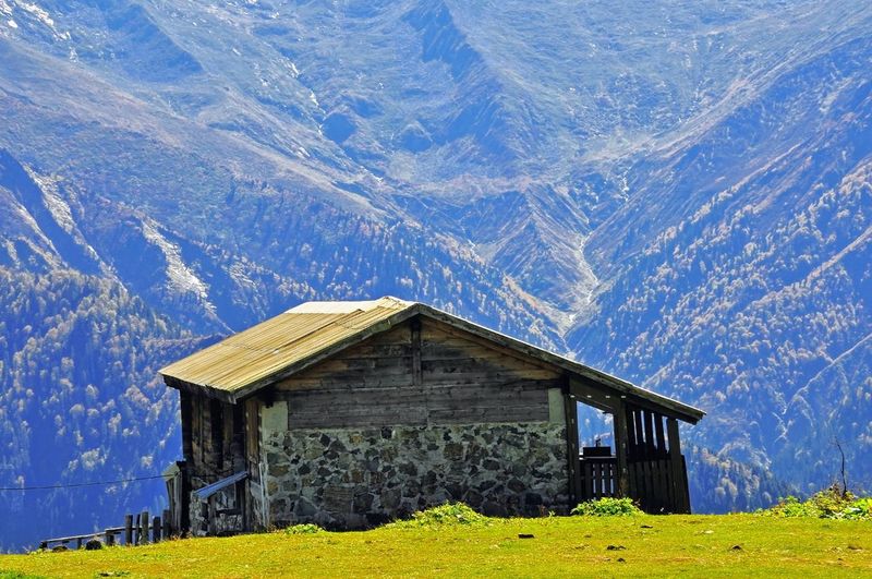 House by mountain