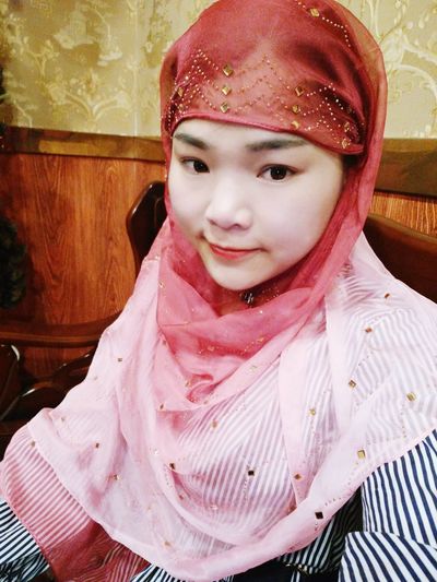 Portrait of smiling girl