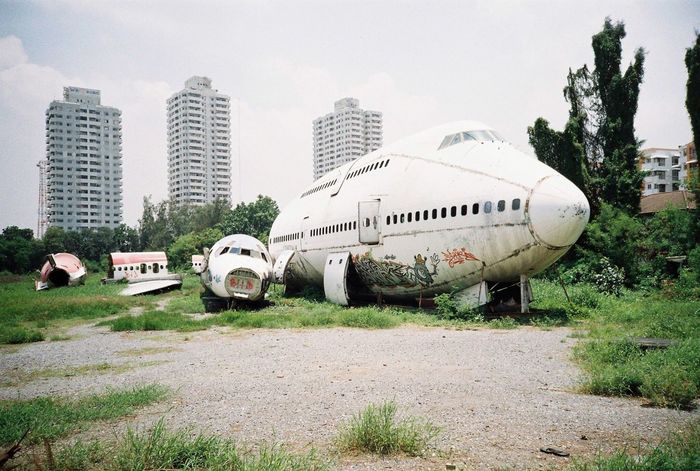 ABANDONED AIRPLANE IN PARK