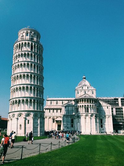 Leaning tower of pisa, italy