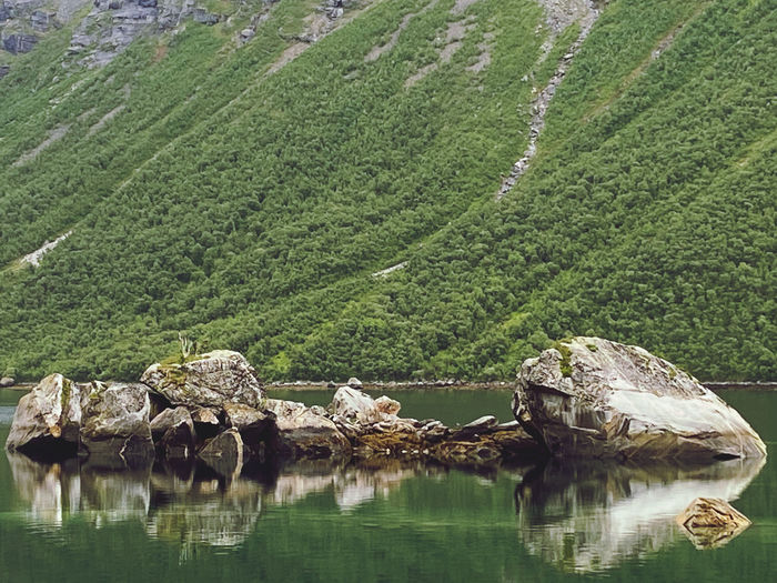 Panoramic view of lake against mountain