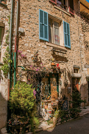 Close-up of door house and plants in vence, in the french provence.
