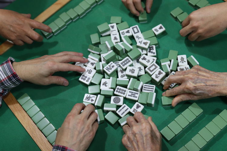 Family mahjong