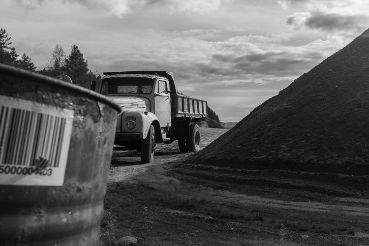 Old truck in black and white 