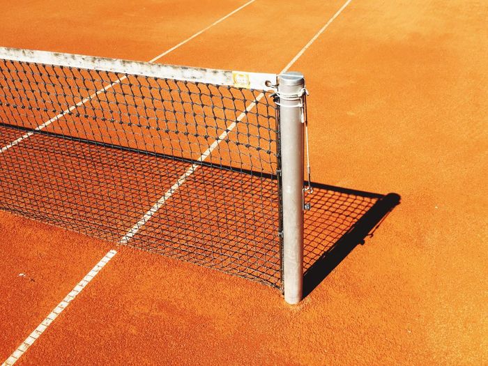 Cropped tennis net