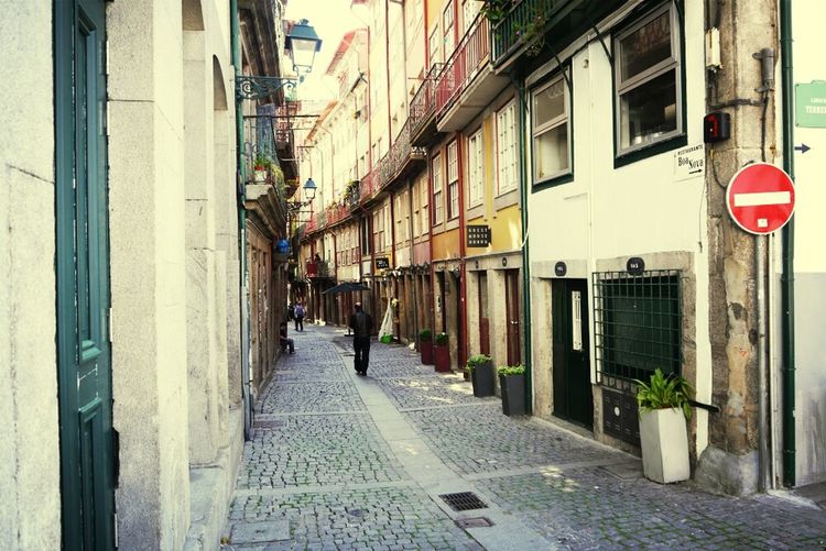 Narrow street in city