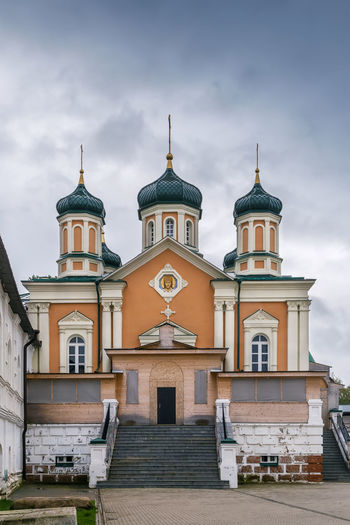 Cathedral of the nativity of the blessed virgin in ipatiev monastery, kostroma, russia