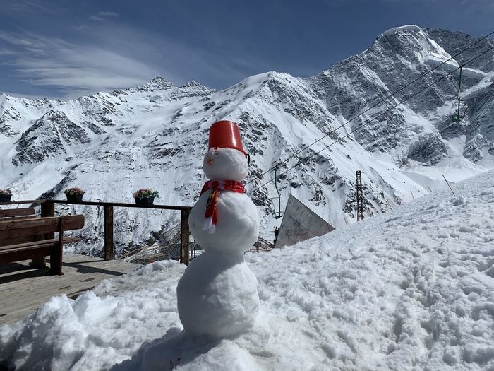 A snowman on the elbrus mountain 