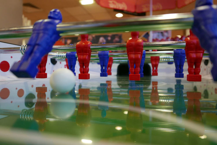 Surface level of foosball table