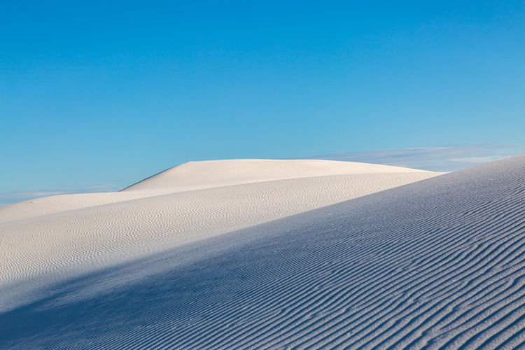 Gypsum sand dunes at white sands national park in new mexico