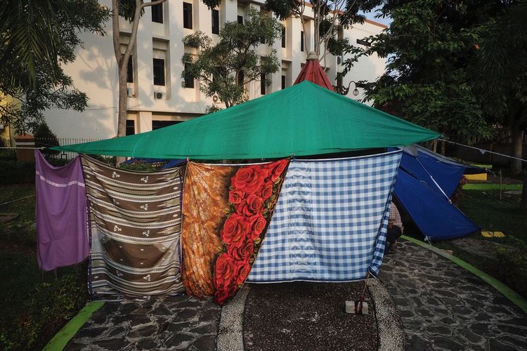 Asylum seekers camp