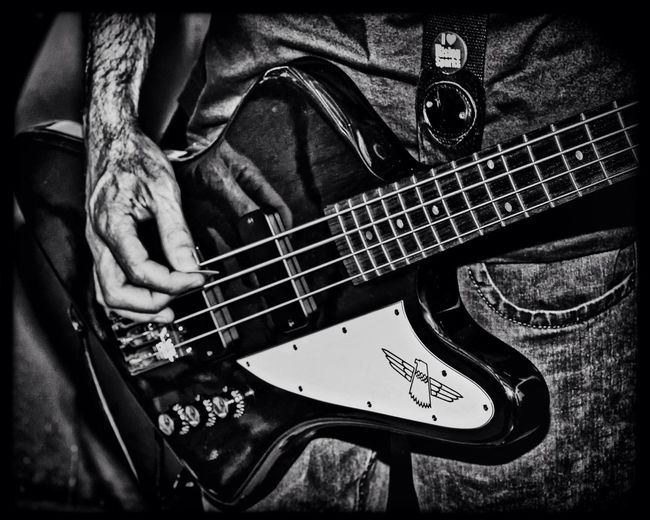 Guitar playing guitar